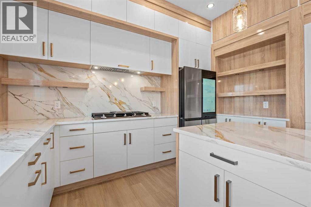 House for Sale in 230 Royal Birch View NW|Calgary, Alberta T3G5J8 3