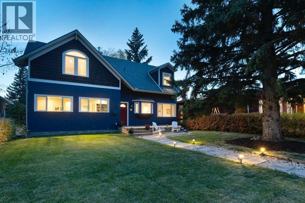 House for Sale in 5227 Carney Road NW|Calgary, Alberta T2L1G1