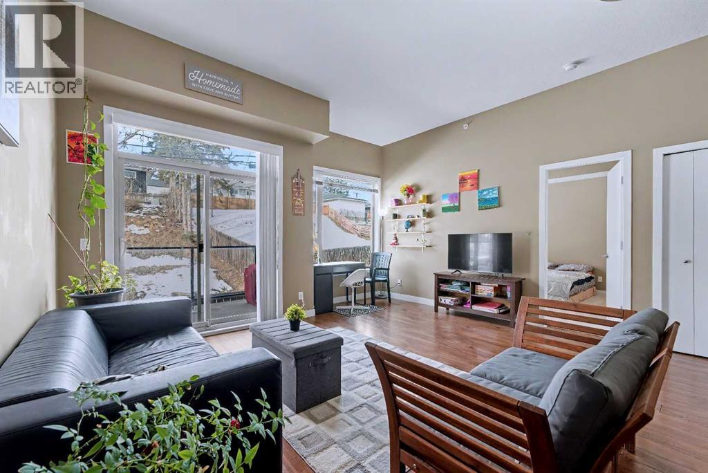 Apartment for Sale in 417, 4303 1 Street NE|Calgary, Alberta T2E7M3