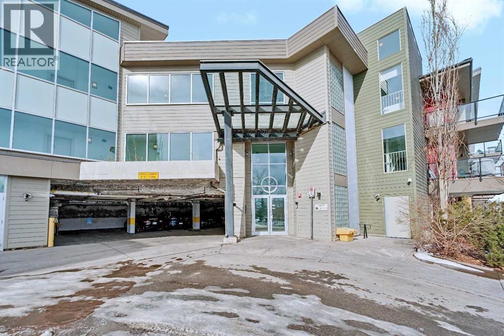 Apartment for Sale in 417, 4303 1 Street NE|Calgary, Alberta T2E7M3 2