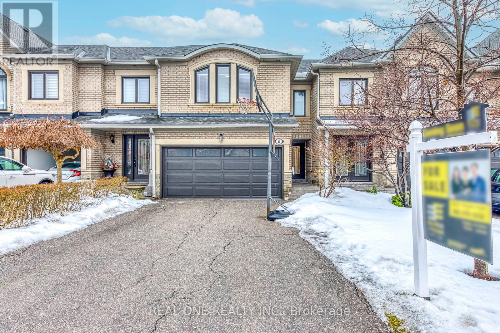 Row / Townhouse for Sale in 6 - 2250 ROCKINGHAM DRIVE|Oakville (JC Joshua Creek), Ontario L6H6J3 2