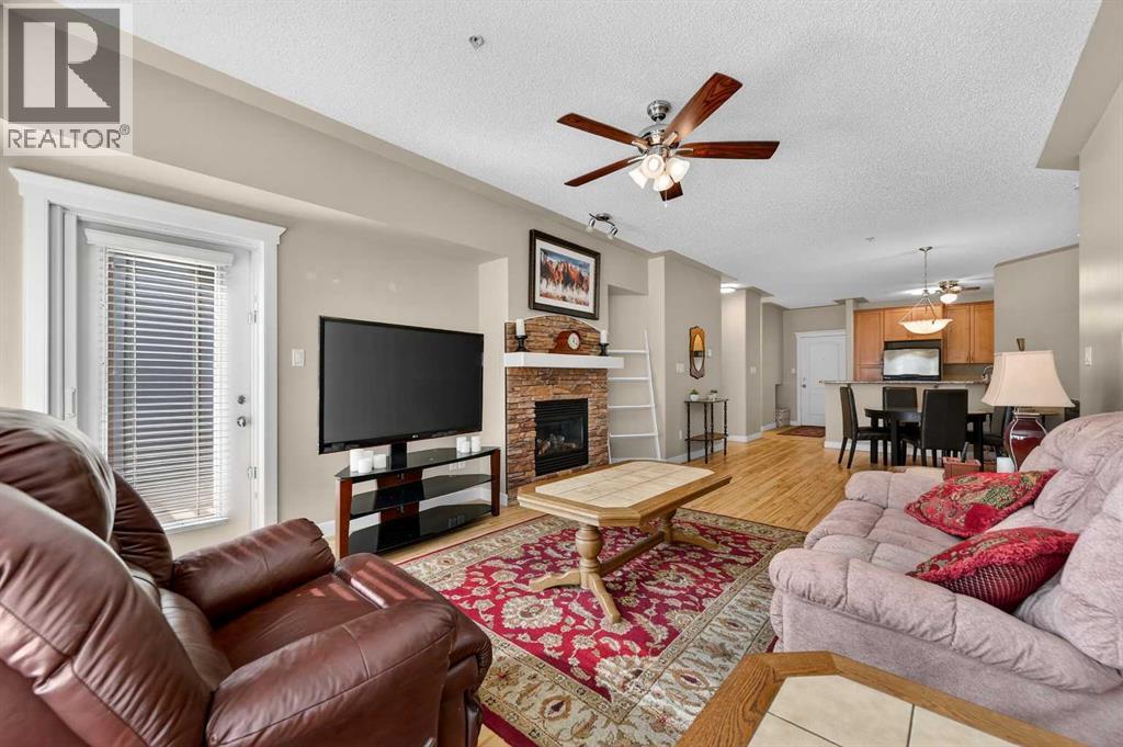 Apartment for Sale in 211, 20 Discovery Ridge Close SW|Calgary, Alberta T3H5X4