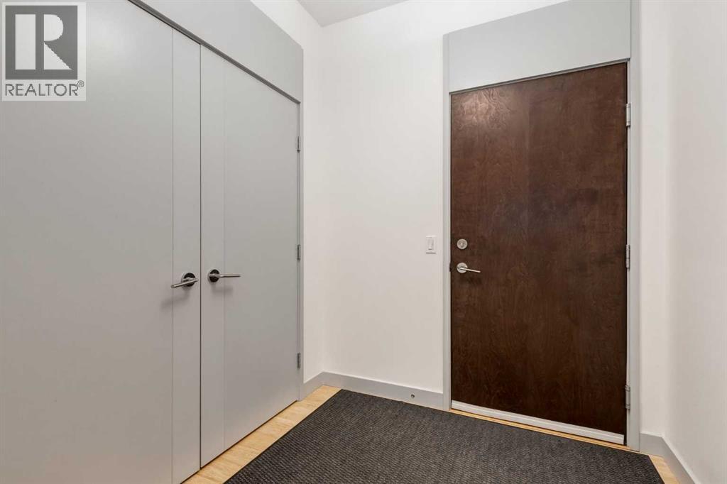 Apartment for Sale in 403, 2905 16 Street SW|Calgary, Alberta T2T4G5 4