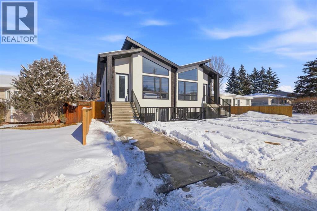 Duplex for Sale in 8518 33 Avenue NW|Calgary, Alberta T3B1M1 4