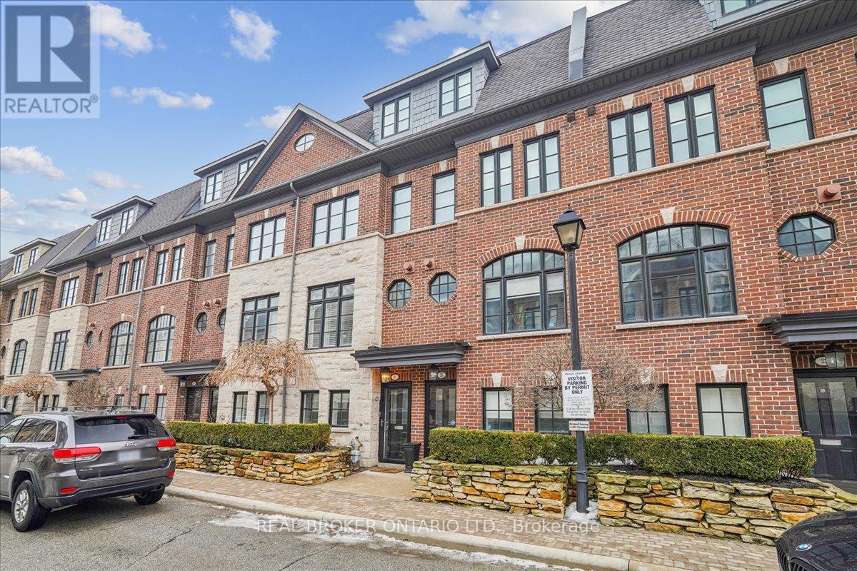 Row / Townhouse for Sale in 25 RUBY LANG LANE|Toronto (Mimico), Ontario M8Z0B8