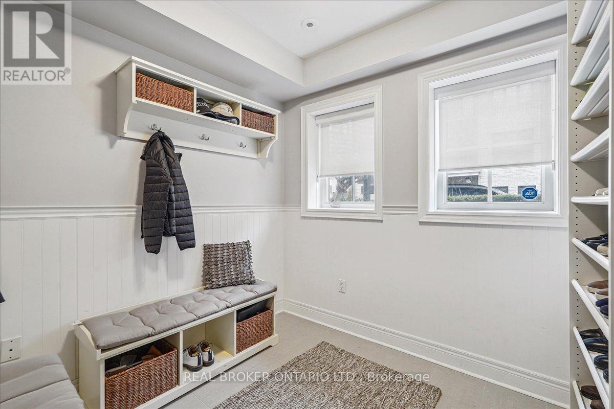 Row / Townhouse for Sale in 25 RUBY LANG LANE|Toronto (Mimico), Ontario M8Z0B8 4