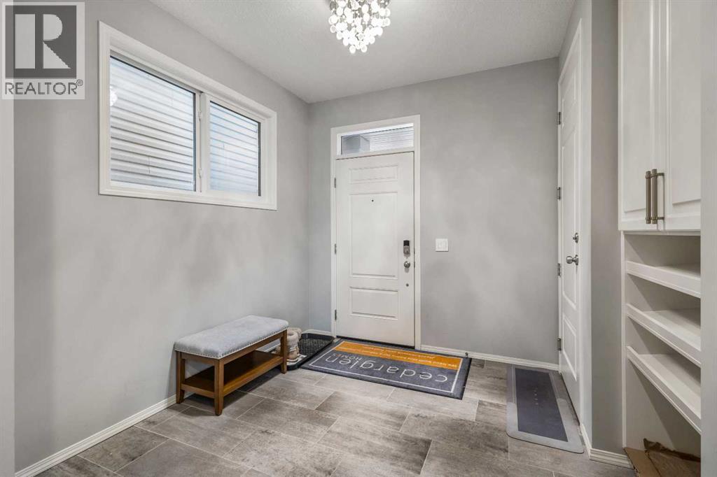 House for Sale in 1464 Livingston Way NE|Calgary, Alberta T3P0Z4 2