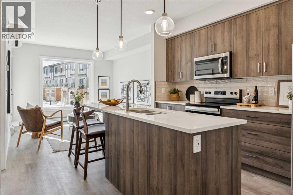 Apartment for Sale in 208, 655 Shawnee Square SW|Calgary, Alberta T2Y1E3 3