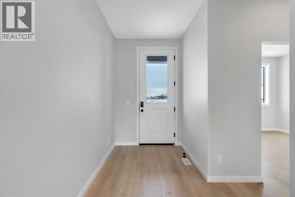 House for Sale in 1277 Creekview Drive SW|Calgary, Alberta T2X4Y1 2