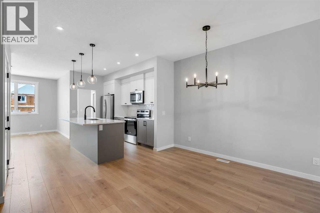 House for Sale in 1277 Creekview Drive SW|Calgary, Alberta T2X4Y1 5