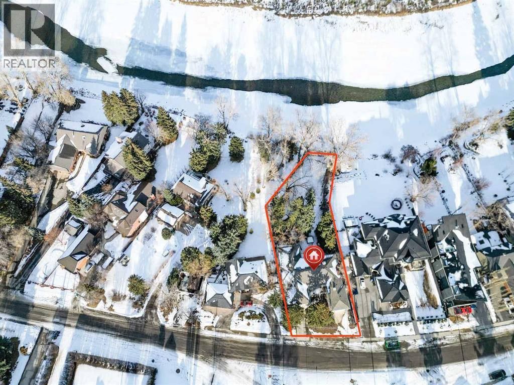 House for Sale in 6756 Bow Crescent NW|Calgary, Alberta T3B2B9 3