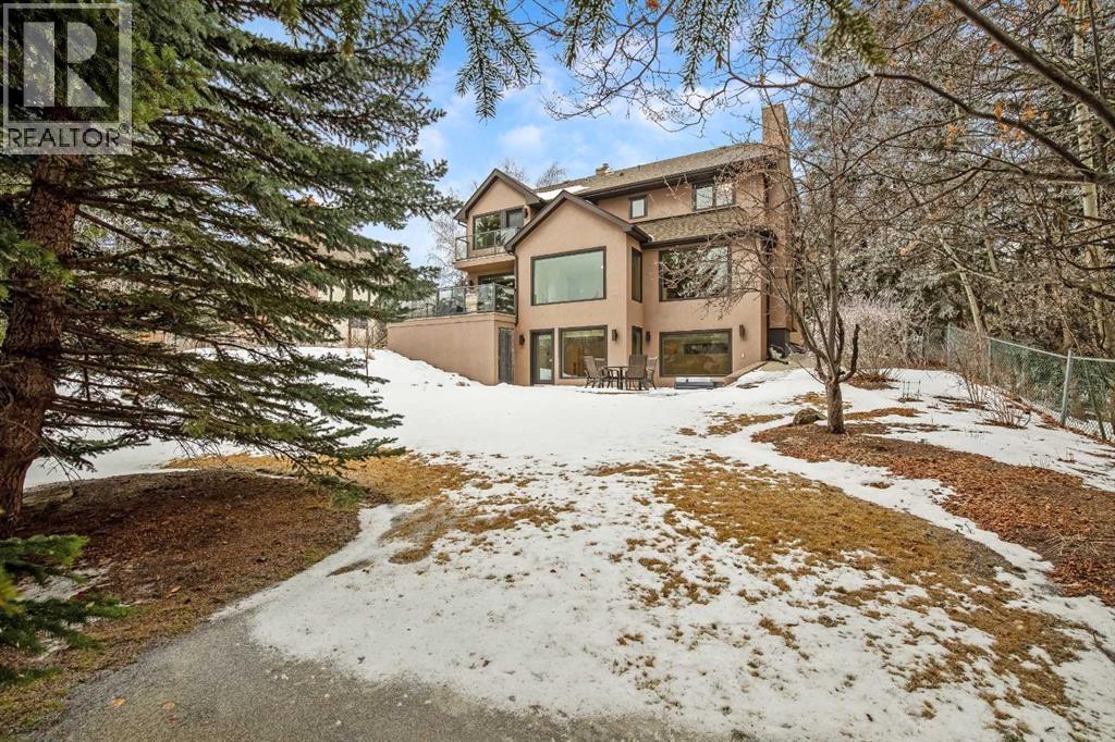 House for Sale in 16 Stratton Place SW|Calgary, Alberta T3H1T6 5