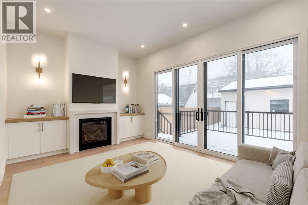 House for Sale in 631 28 Avenue NW|Calgary, Alberta T2M2L2 4