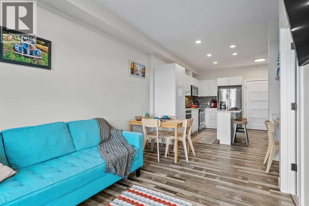 Apartment for Sale in 2410, 80 Greenbriar Place NW|Calgary, Alberta T3B6J4 4