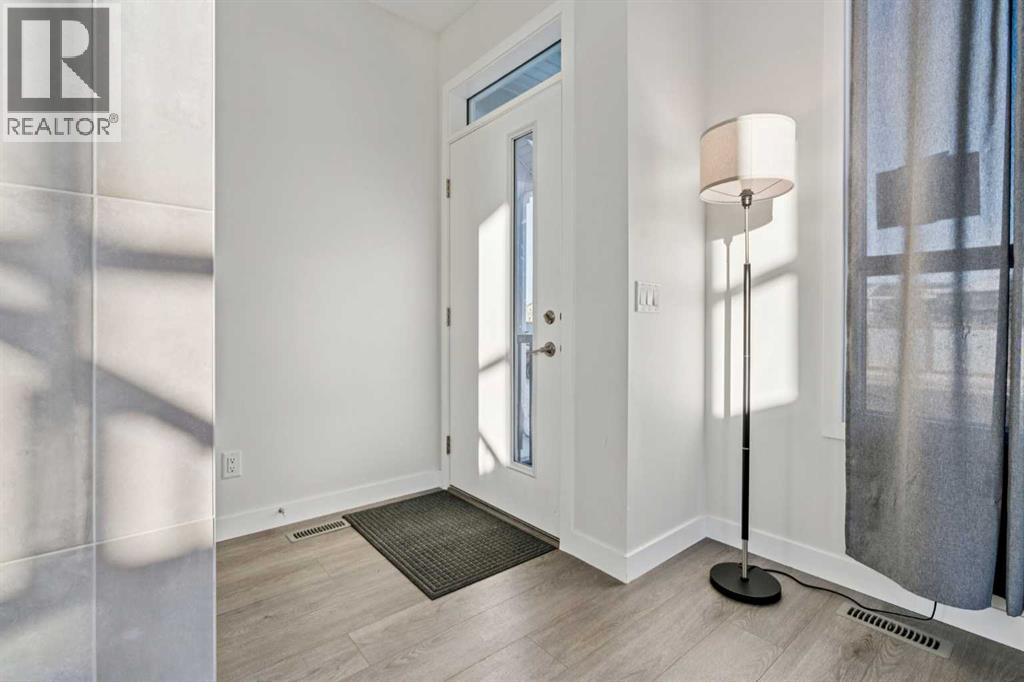 House for Sale in 101 Lavender Manor SE|Calgary, Alberta T3S0C8 4