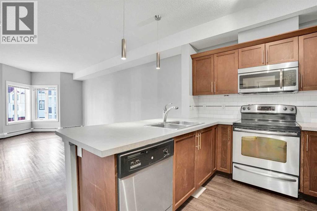 Apartment for Sale in 319, 20 Royal Oak Plaza NW|Calgary, Alberta T3G0E6 3