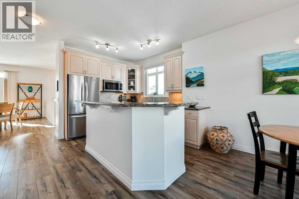 Duplex for Sale in 56 Discovery Woods Villas SW|Calgary, Alberta T3H5A7 4