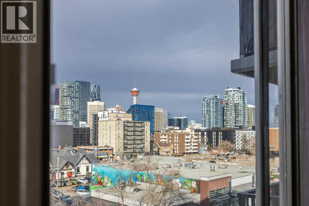 Apartment for Sale in 660, 519 17 Avenue SW|Calgary, Alberta T2S0A9 5