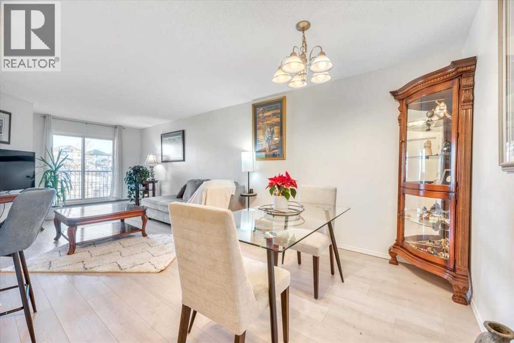 Apartment for Sale in 308, 11 Somervale View SW|Calgary, Alberta T2Y4A9 2