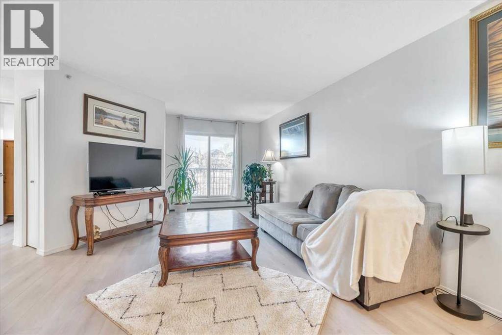 Apartment for Sale in 308, 11 Somervale View SW|Calgary, Alberta T2Y4A9 3