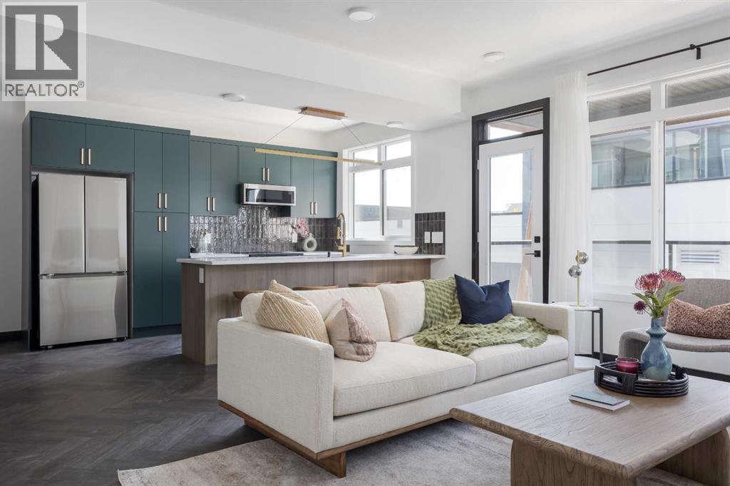 Row / Townhouse for Sale in 508, 4270 Norford Avenue NW|Calgary, Alberta T3B6A8 2