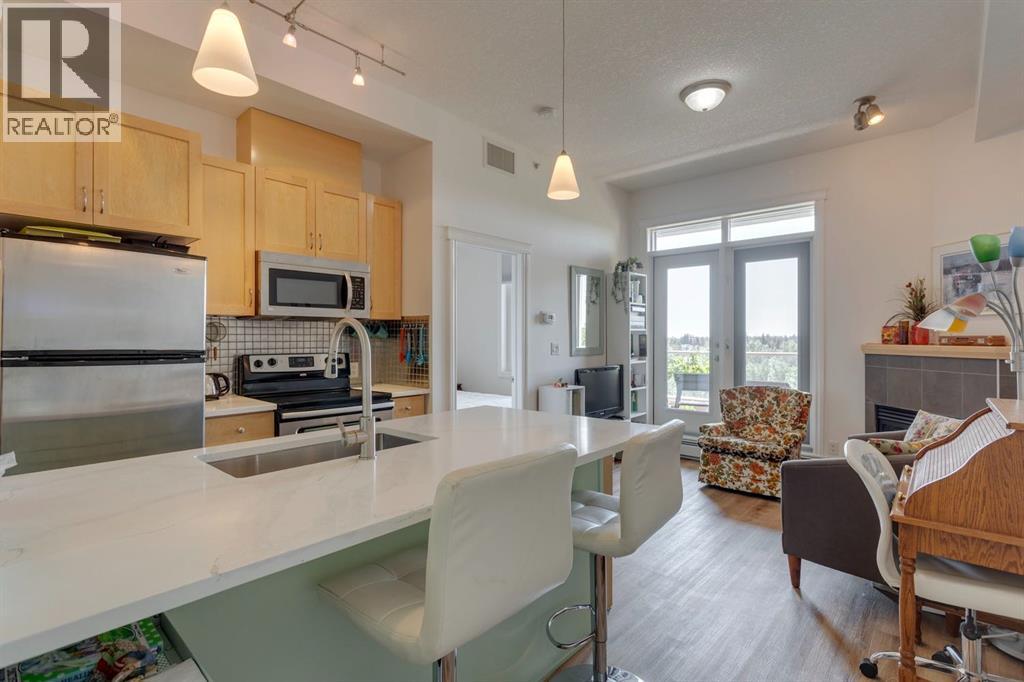 Apartment for Sale in 3608, 24 Hemlock Crescent SW|Calgary, Alberta T3C2Z1 2