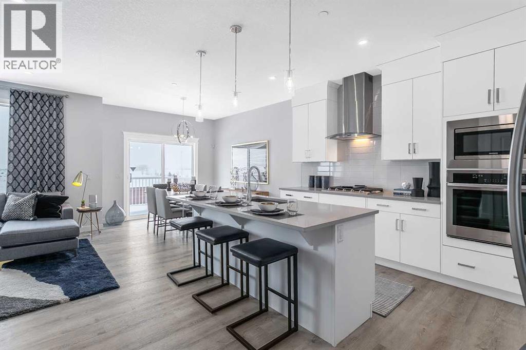 House for Sale in 286 Hotchkiss Manor SE|Calgary, Alberta T3S0J8 3