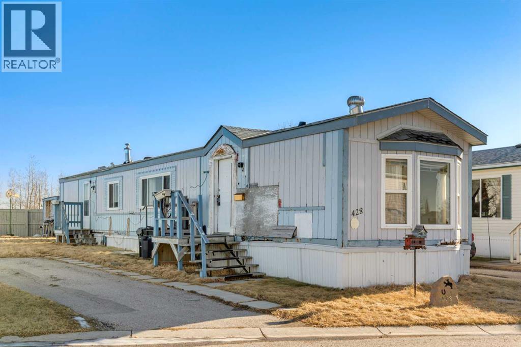 Mobile Home for Sale in 428, 1101 84 Street NE|Calgary, Alberta T2A7X2