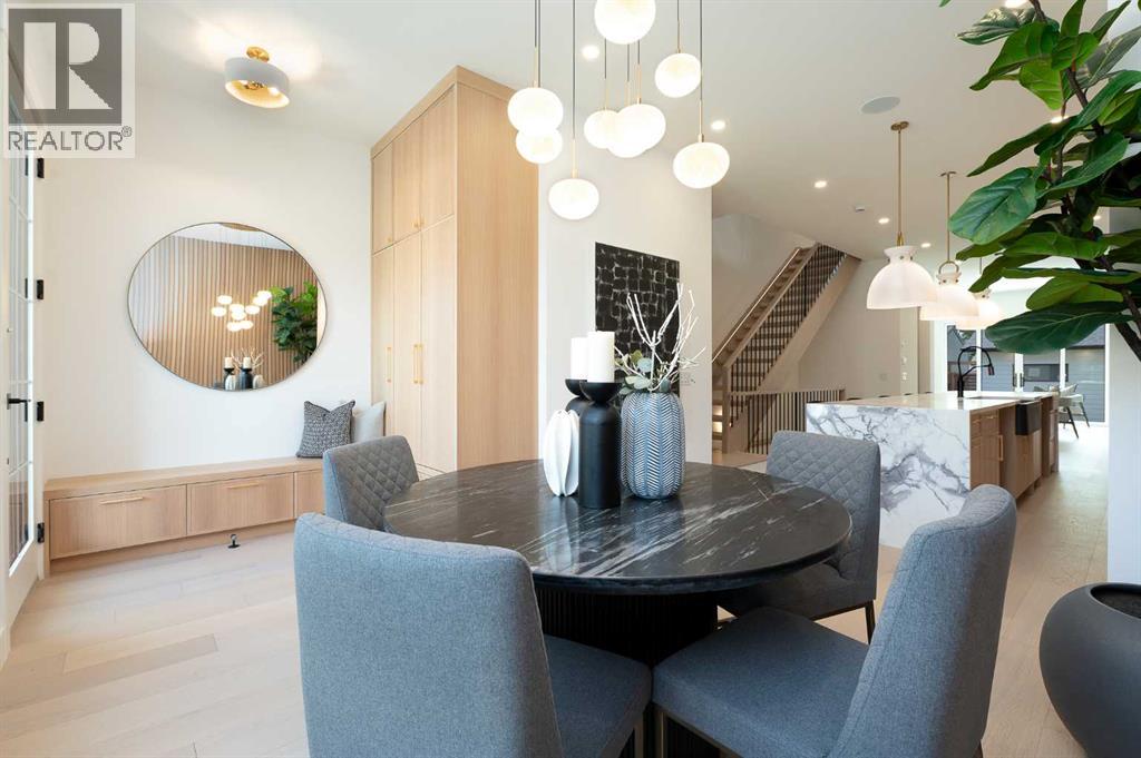 House for Sale in 1807 Broadview Road NW|Calgary, Alberta T2N3H6 5