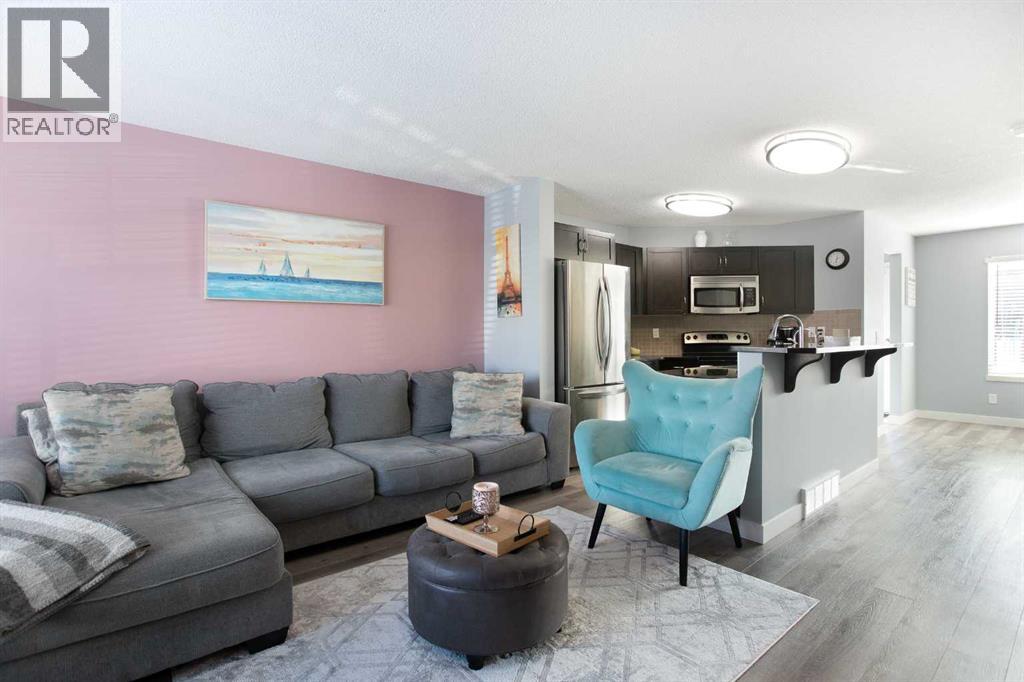 Duplex for Sale in 1074 Panatella Boulevard NW|Calgary, Alberta T3K0L2 4