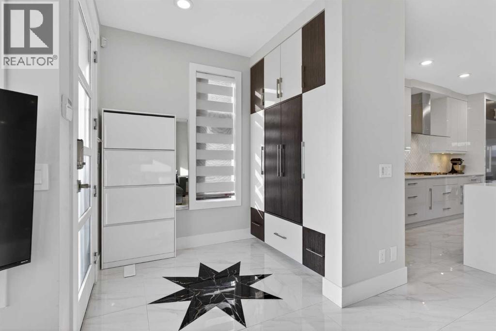 Duplex for Sale in 2238 1 Avenue NW|Calgary, Alberta T2N0B7 5