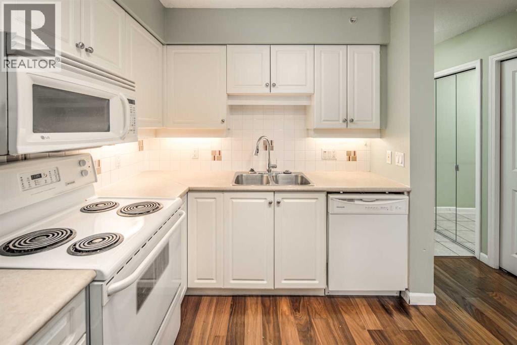 Apartment for Sale in 1805, 650 10 Street SW|Calgary, Alberta T2P5G4 5