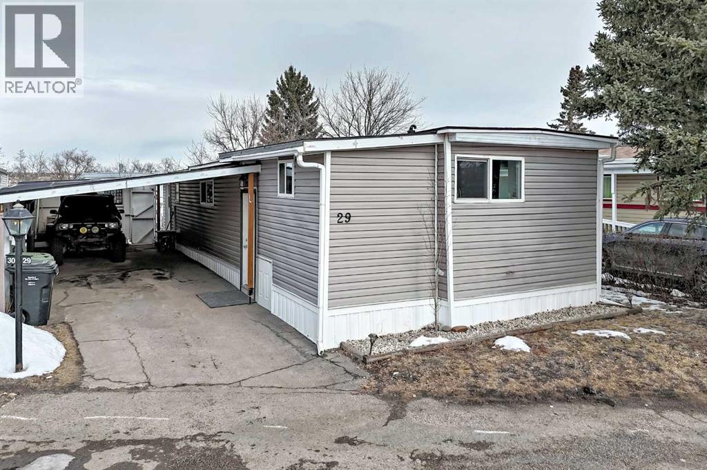 Mobile Home for Sale in 29, 3223 83 Street NW|Calgary, Alberta t3b5n1
