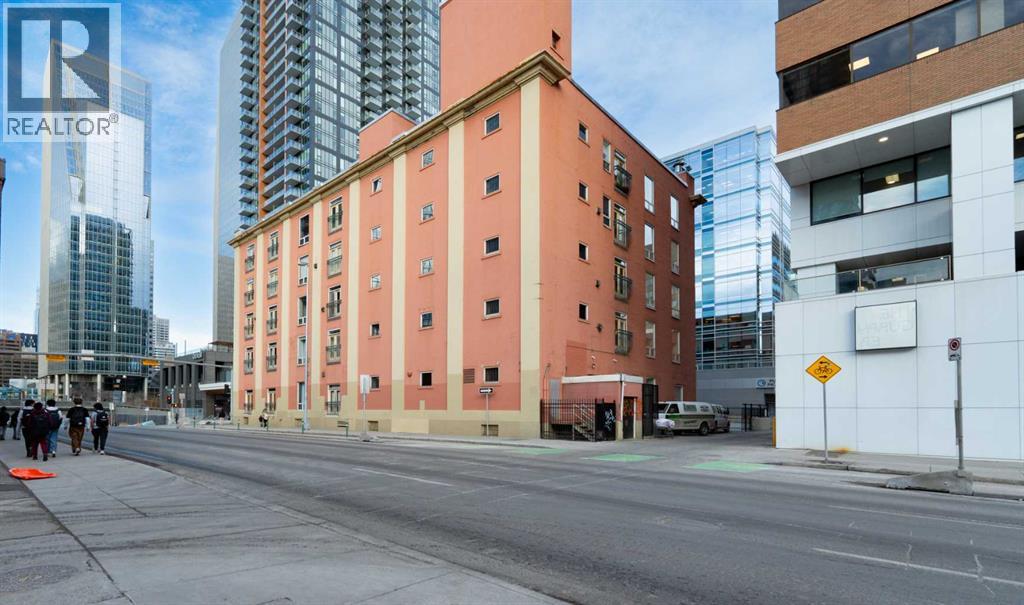 Apartment for Sale in 305, 535 10 Avenue SW|Calgary, Alberta T2R0A8 2