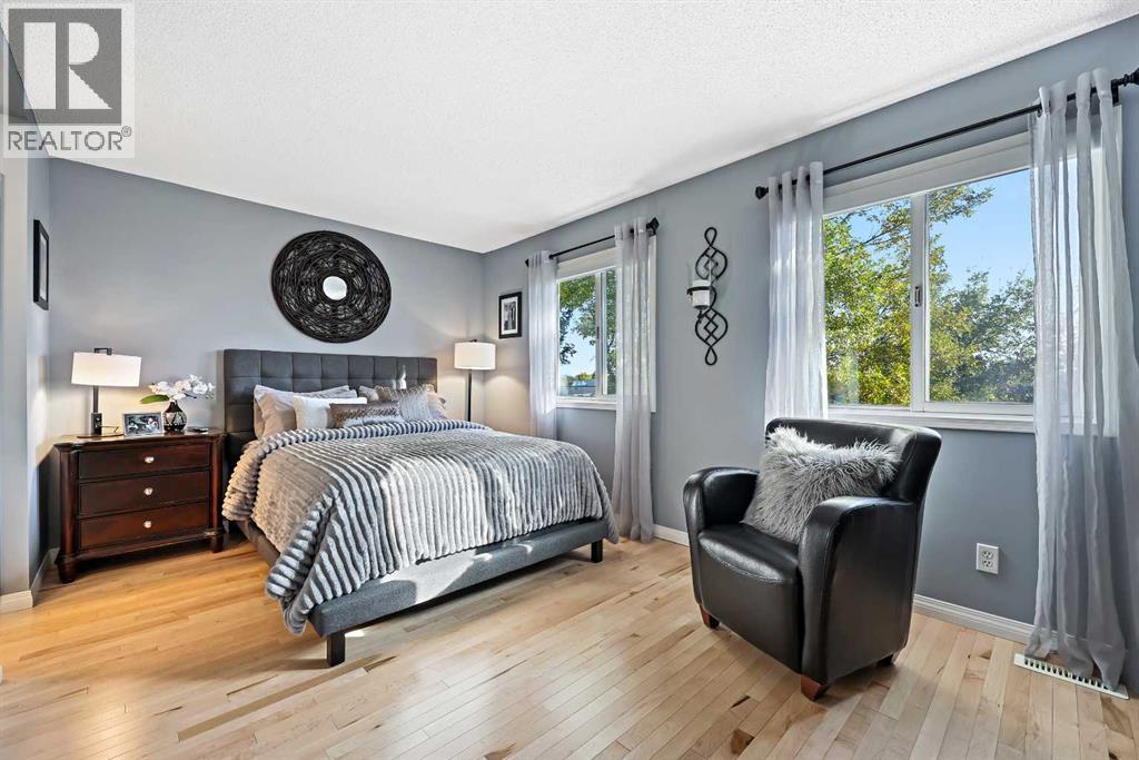 Row / Townhouse for Sale in 64 Abbeydale Villas NE|Calgary, Alberta T2A7P6 4