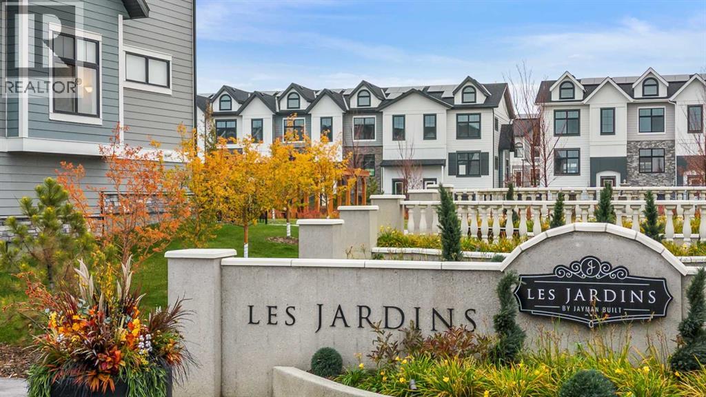 Apartment for Sale in 101, 255 Les Jardins Park SE|Calgary, Alberta T2C5V3