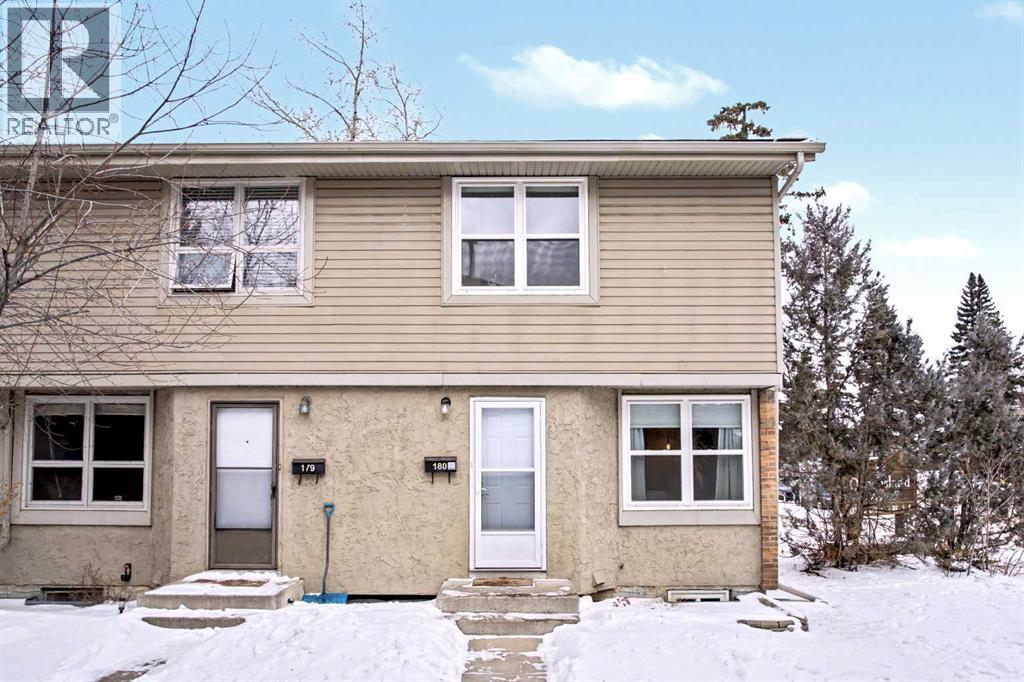 Row / Townhouse for Sale in 180, 123 Queensland Drive SE|Calgary, Alberta T2J5J4 2