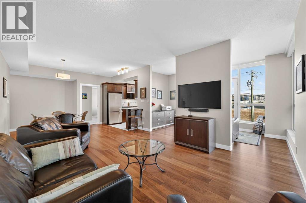 Apartment for Sale in 402, 16 Varsity Estates Circle NW|Calgary, Alberta T3A2C5 3