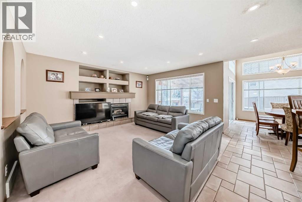 House for Sale in 3767 Springbank Drive SW|Calgary, Alberta T3H4J5 4