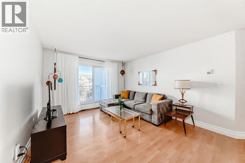 Apartment for Sale in 310, 1735 11 Avenue SW|Calgary, Alberta T3C2S9 2