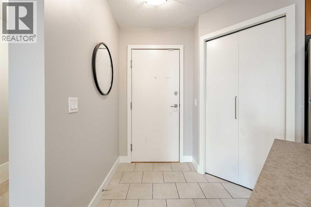 Apartment for Sale in 232, 35 Richard Court SW|Calgary, Alberta T3E7N9 2