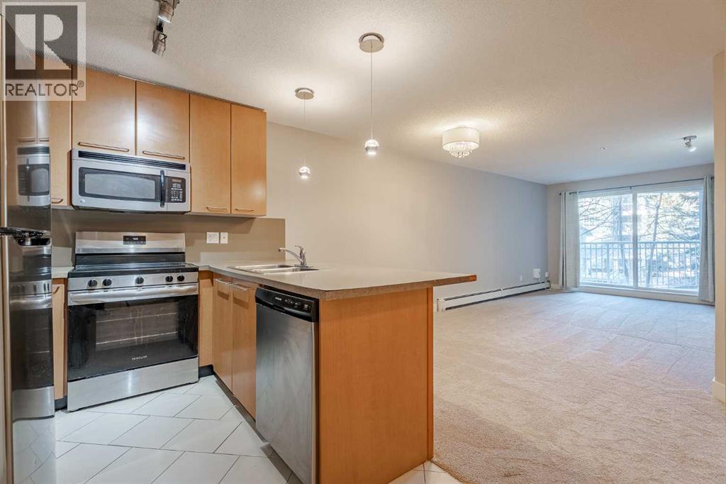 Apartment for Sale in 232, 35 Richard Court SW|Calgary, Alberta T3E7N9 5