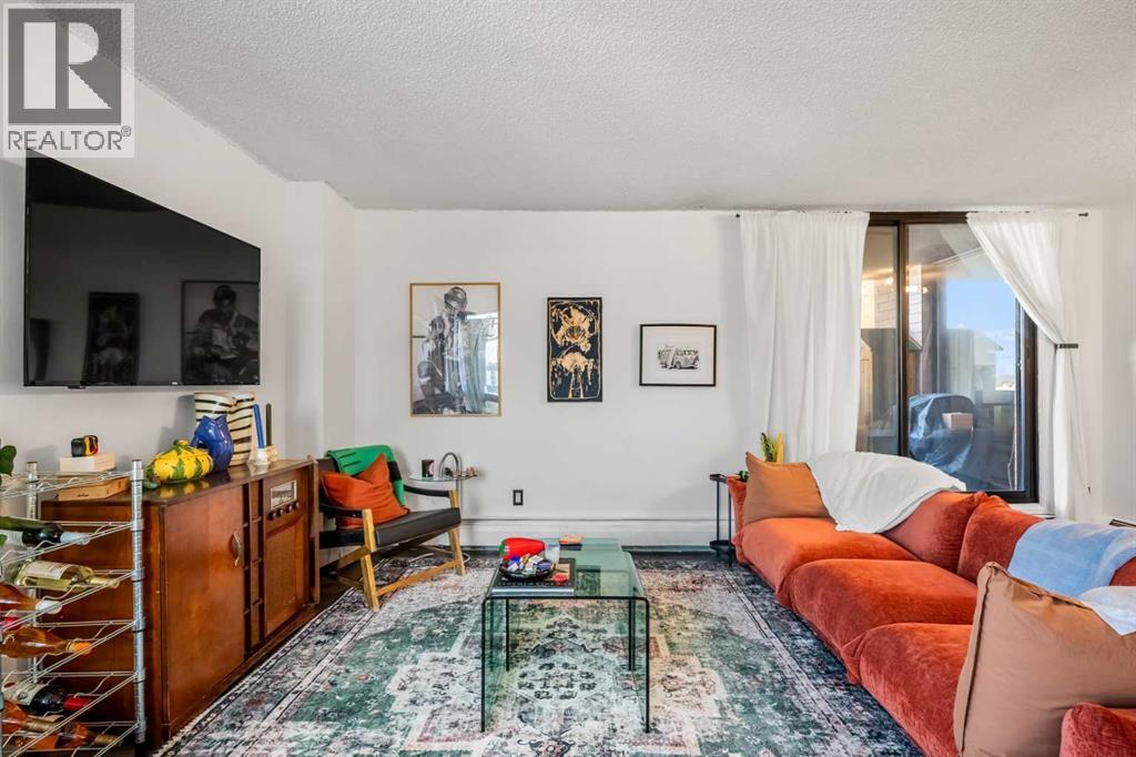 Apartment for Sale in 405, 1334 13 Avenue SW|Calgary, Alberta T3C3S2 4