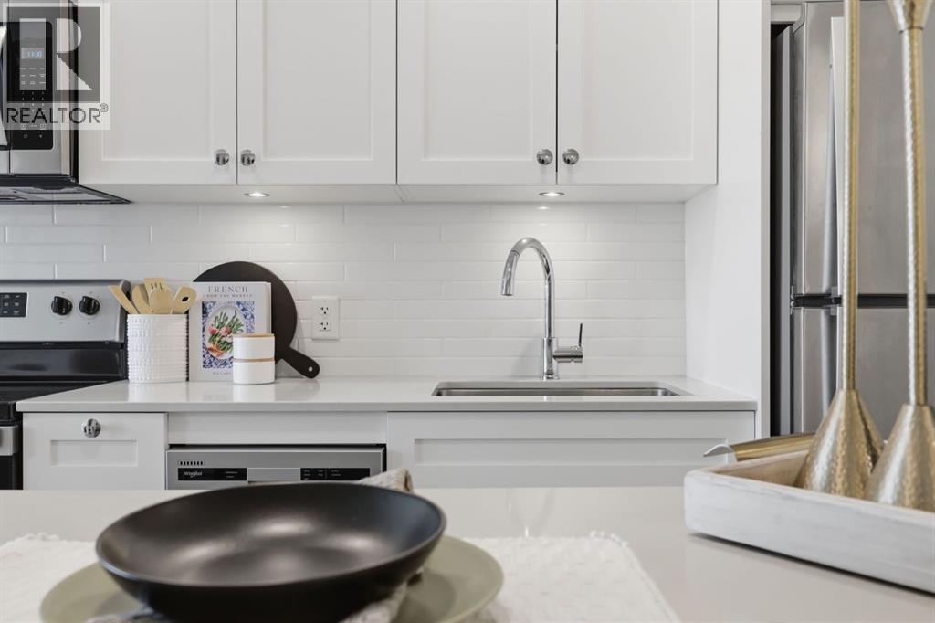 Apartment for Sale in 1214, 123 4 Street NE|Calgary, Alberta T2E8K3 4