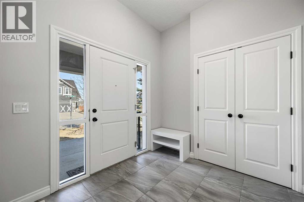 House for Sale in 193 Evansridge View NW|Calgary, Alberta T3P0N3 4