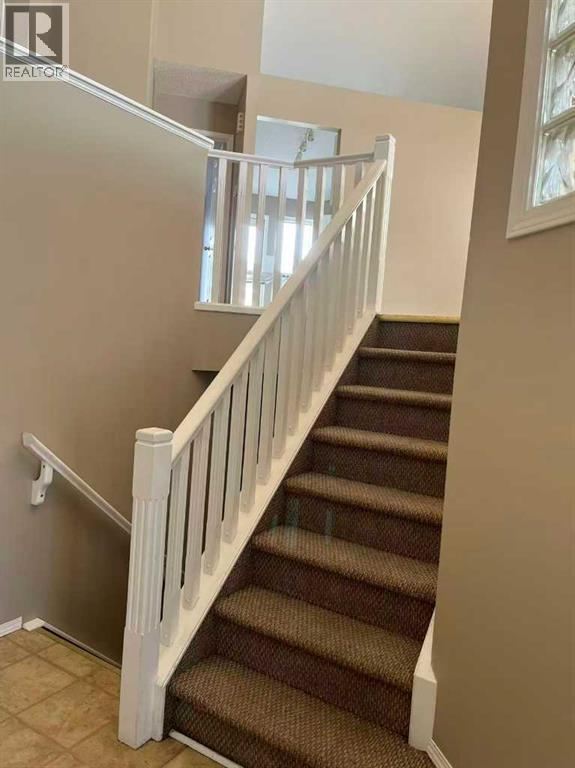 House for Sale in 170 Citadel Gardens NW|Calgary, Alberta t3g3x6 5