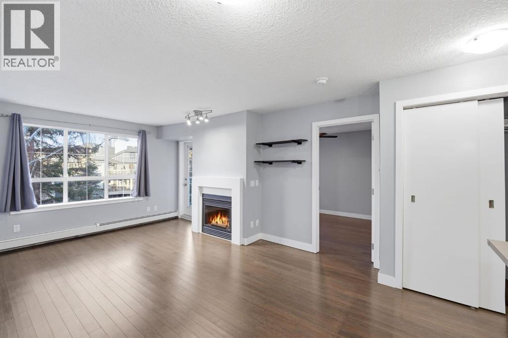 Apartment for Sale in 426, 35 Richard Court SW|Calgary, Alberta T3E7N9 5