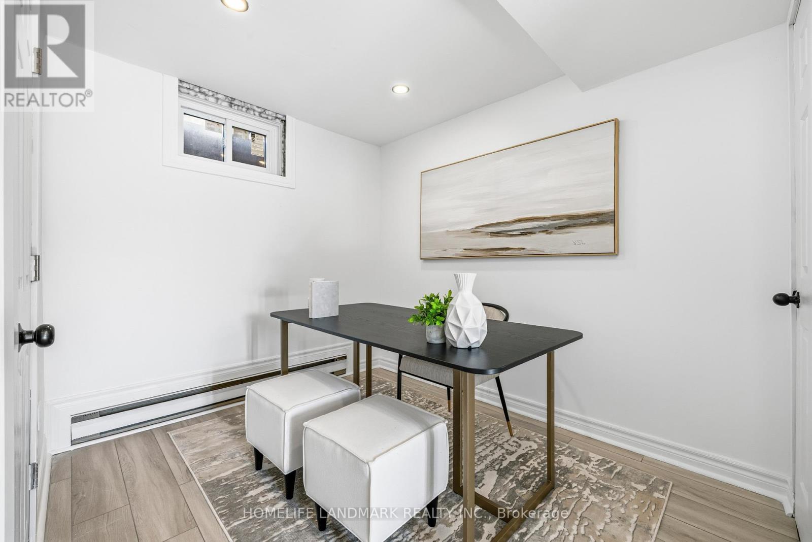 Row / Townhouse for Sale in 9 - 1270 GAINSBOROUGH DRIVE|Oakville (FA Falgarwood), Ontario L6H2L2 5