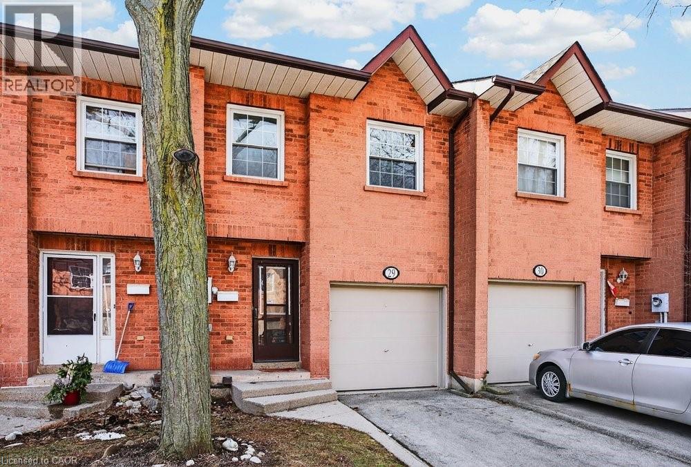 Row / Townhouse for Sale in 2004 GLENADA Crescent Unit# 29|Oakville, Ontario L6H5P5 2