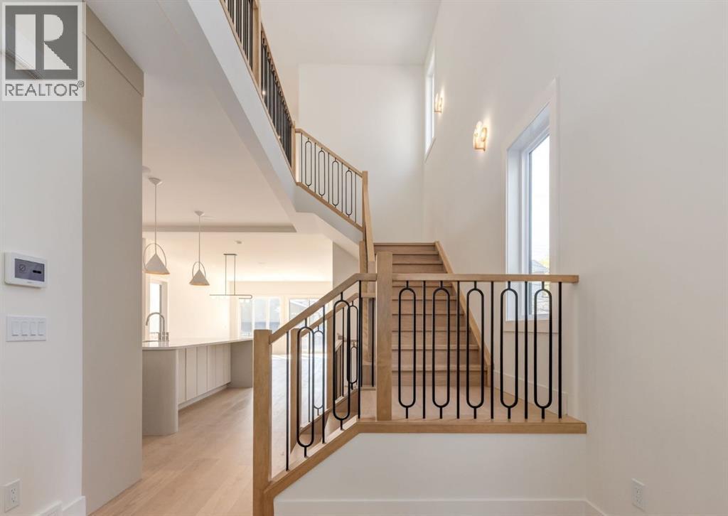 House for Sale in 507 26 Avenue NE|Calgary, Alberta T2E1Z6 3